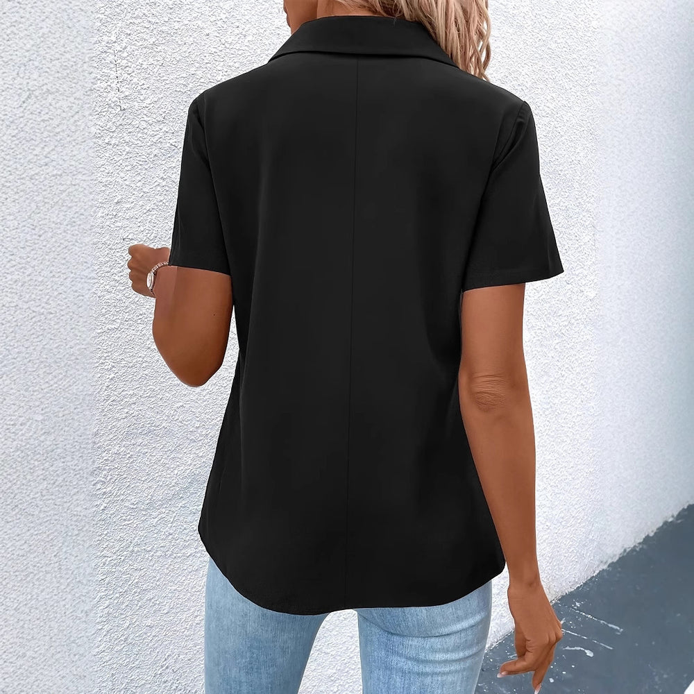 Damen Kurzarm-Bluse mit modischem Reißverschluss und dekorativen Taschen EB