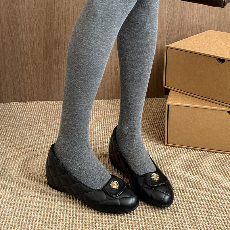 Damen Ballerinas mit modischem Riemen und eleganter Steppoptik EB
