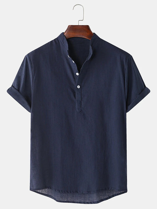 Herren Kurzarmhemd mit innovativem Henley-Ausschnitt und fließendem Material EB