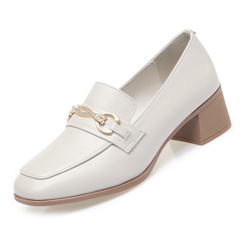 Damen elegante Mokassins mit funkelndem Schmuckdetail und komfortablem Absatz EB