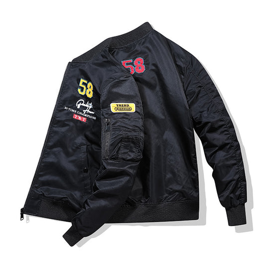 Herren Bomberjacke im Vintage‑Motorsport‑Look mit Ärmel‑Utilitytasche und Patch‑Applikationen EB