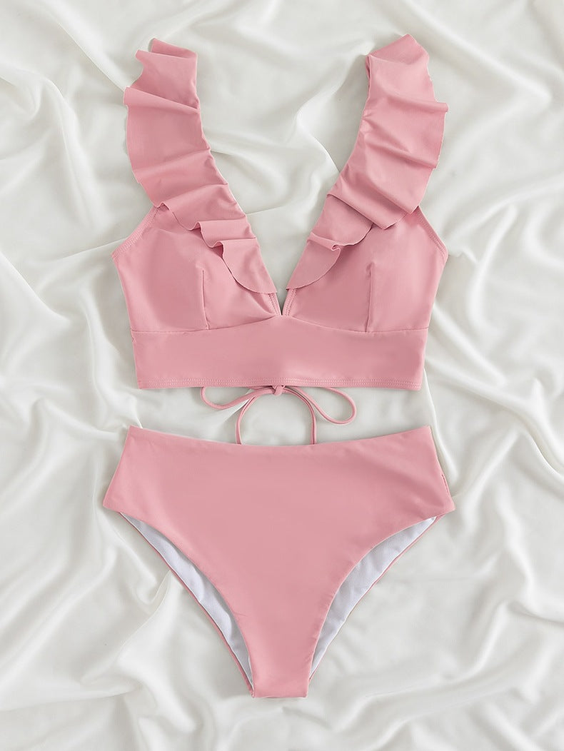 Damen Oberteil mit Rüschen und hohen Bikinihosen EB