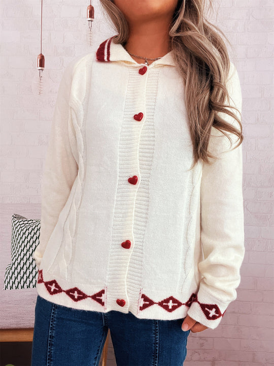 Damen Strickjacke mit kreativem Zopfmuster und modernen Knopfdetails EB