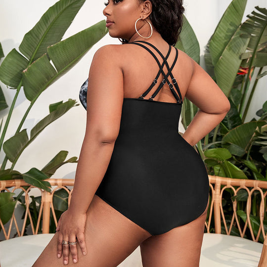 Damen Badeshorts mit raffinierten Hosenträgerschnitt EB