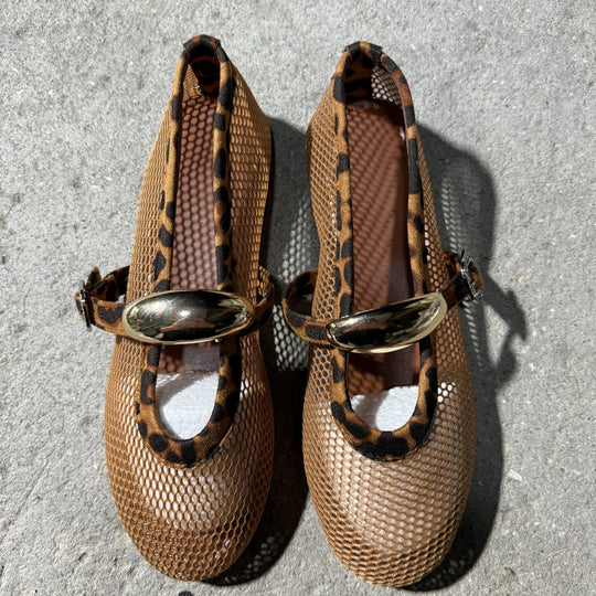 Damen Stilettos mit netzartigem Obermaterial und moderner Schnallenapplikation EB