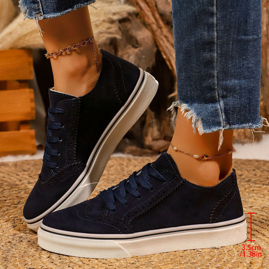 Damen Modische Sneakers mit hochwertigem Wildleder-Obermaterial und stilvollen Details EB