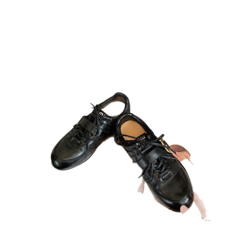 Damen sportliche Sneakers mit innovativem Schnürsystem und modischem Buckle-Riemen EB