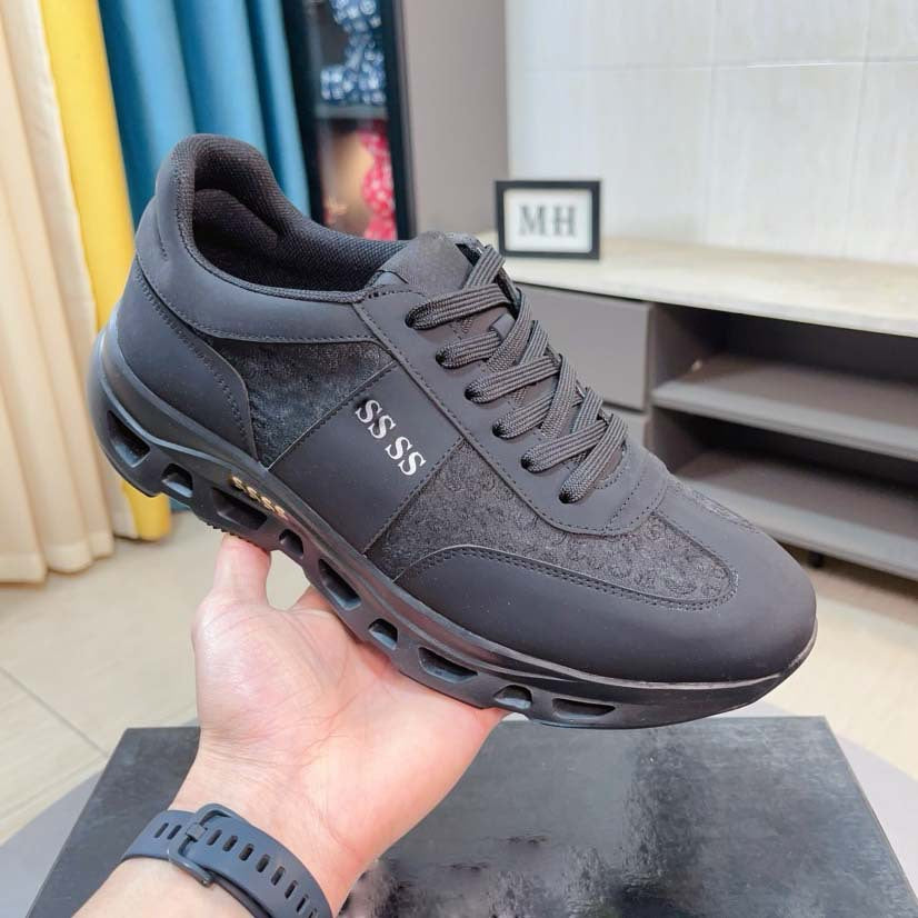 Damen Sportliche Sneakers mit dämpfender Laufsohle und atmungsaktiver Oberflächenstruktur EB
