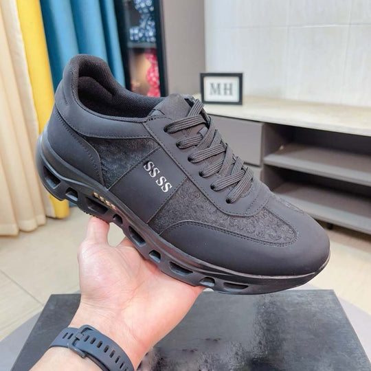 Damen Sportliche Sneakers mit dämpfender Laufsohle und atmungsaktiver Oberflächenstruktur EB