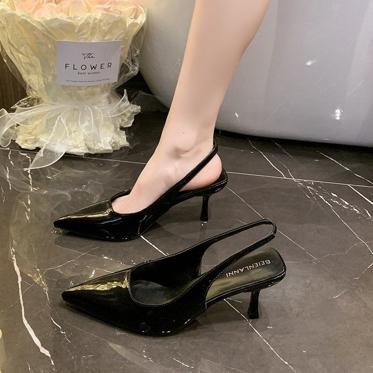 Damen Slingback-Pumps mit spitz zulaufendem Design und eleganter Hochglanz-Oberfläche EB