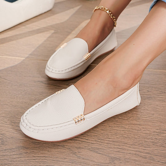 Damen Mokassins mit elegantem Ketten-Detail EB