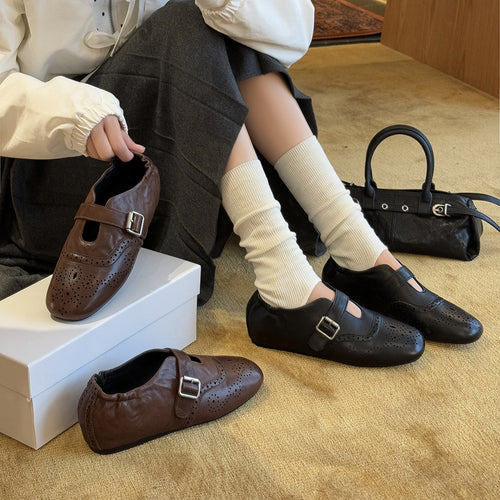 Damen Mokassins mit elegantem Riemchen und modischer Perforation EB