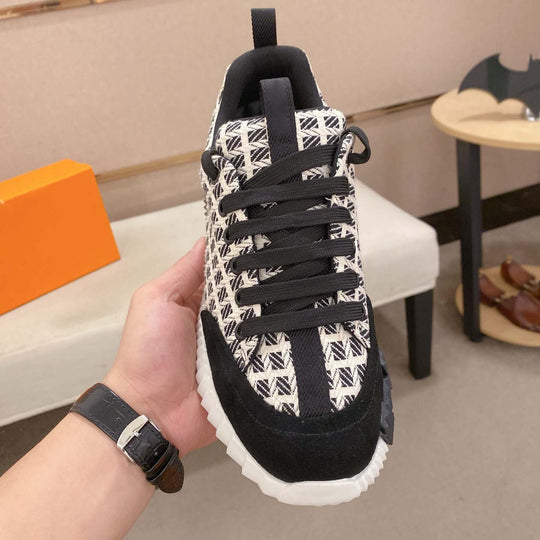 Damen Sportliche Freizeitsneakers mit innovativem Design und atmungsaktiver Struktur EB