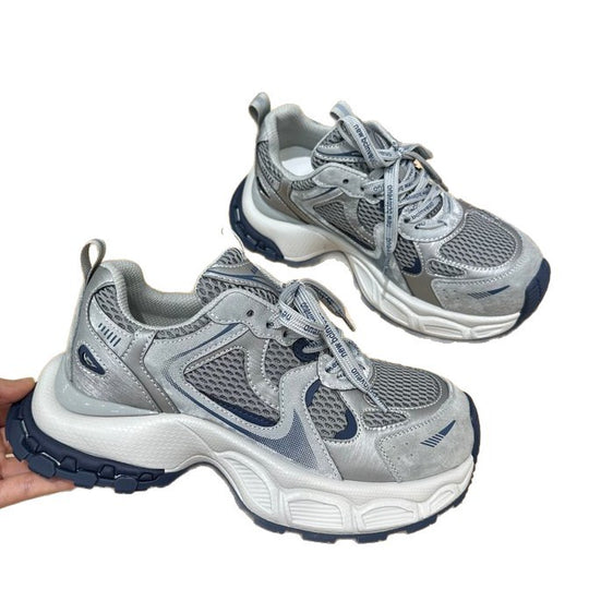 Damen sportliche Sneakers mit innovativem Sohlenprofil und atmungsaktivem Mesh-Obermaterial EB