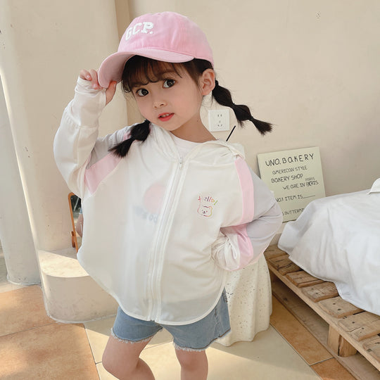 Unisex nan ultraleichte Kinder-Sonnenschutzjacke mit Kapuze, Reißverschluss, Meshfutter und Bärenstickerei  EB