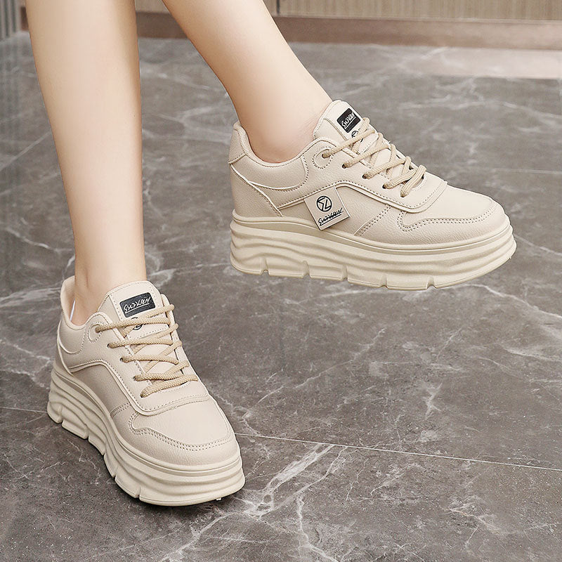 Damen Chunky Sneakers mit dämpfendem Sohlenprofil EB