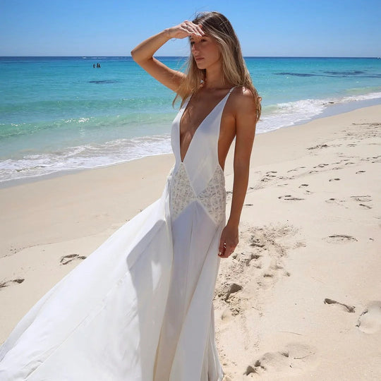 Damen Langarm Maxi-Kleid mit raffiniertem V-Ausschnitt und kunstvollem Spitzenbesatz EB