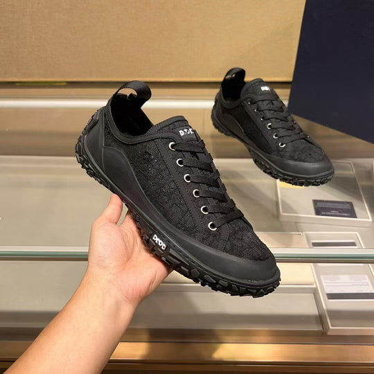 Damen Outdoor Sneakers mit griffiger Laufsohle und atmungsaktivem Obermaterial EB
