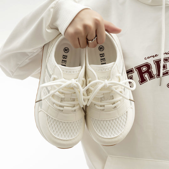 Damen Sportliche Mesh-Sneakers mit rutschfester Sohle und atmungsaktiven Einsätzen EB