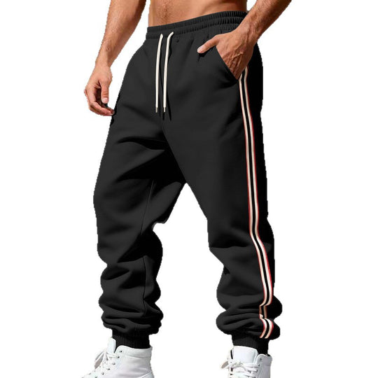 Herren Urbaner Slim-Jogger aus French Terry mit Seitenstreifen und gerippten Bündchen EB