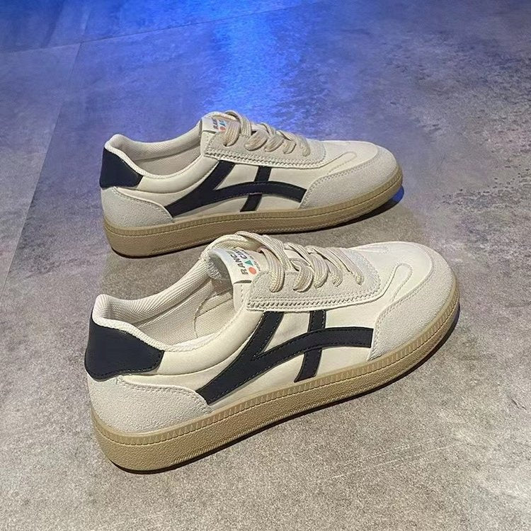 Damen Sportliche Sneakers mit weichem Wildleder-Obermaterial und dämpfender Sohle EB