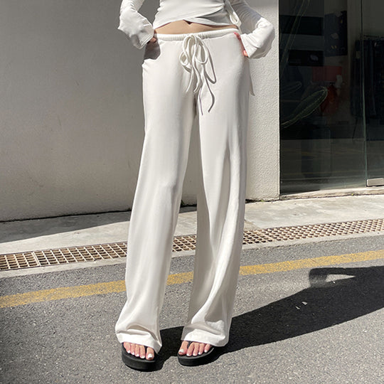 Damen nan Wickel-Cropped-Top mit tiefem V‑Ausschnitt, taillierter Wickelform und langen Glockenärmeln EB