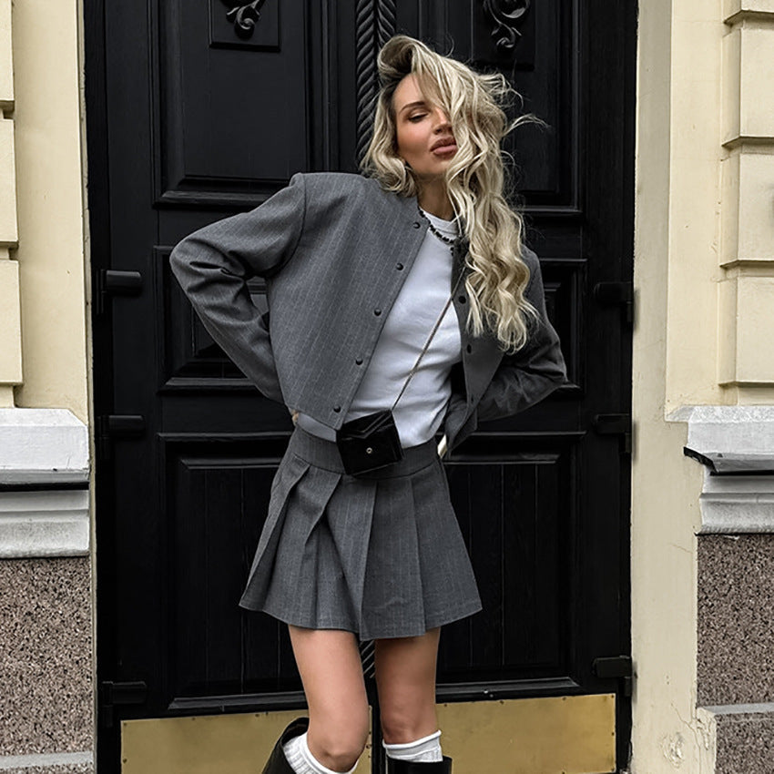 Damen Modischer Cropped Blazer mit klassischen Schultern EB