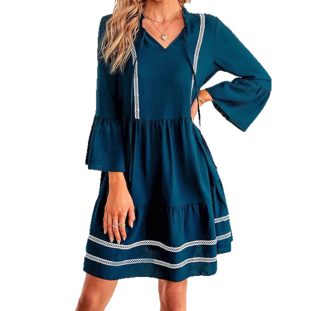 Damen lässiges Freizeitkleid mit V-Ausschnitt und dekorativem Spitzenbesatz EB