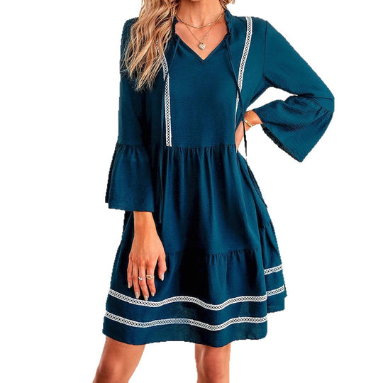Damen lässiges Freizeitkleid mit V-Ausschnitt und dekorativem Spitzenbesatz EB