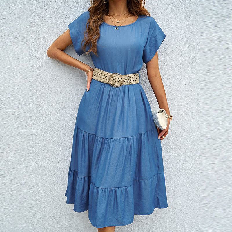 Damen Midikleid mit voluminösem Rock und eleganten Rüschendetails EB