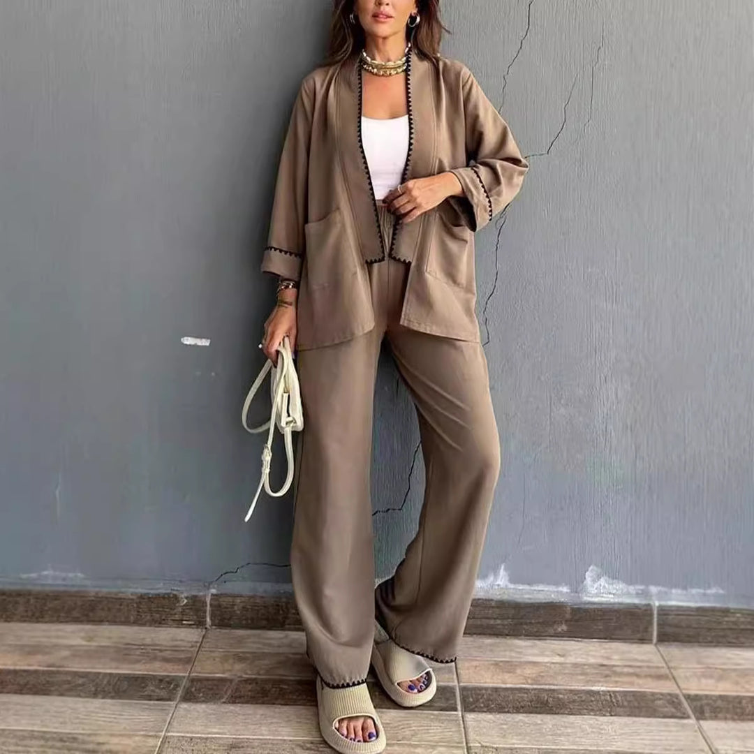 Damen Elegant geschnittene Jacke mit kontrastierendem Saum EB