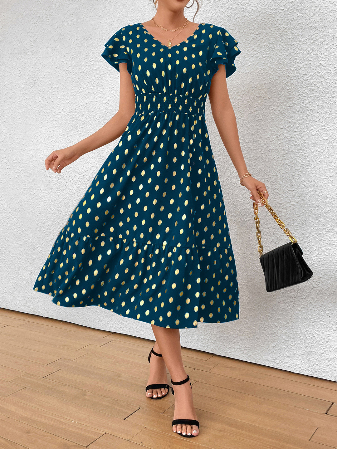 Damen Maxikleid mit Rüschendetails und schimmerndem Punktmuster EB
