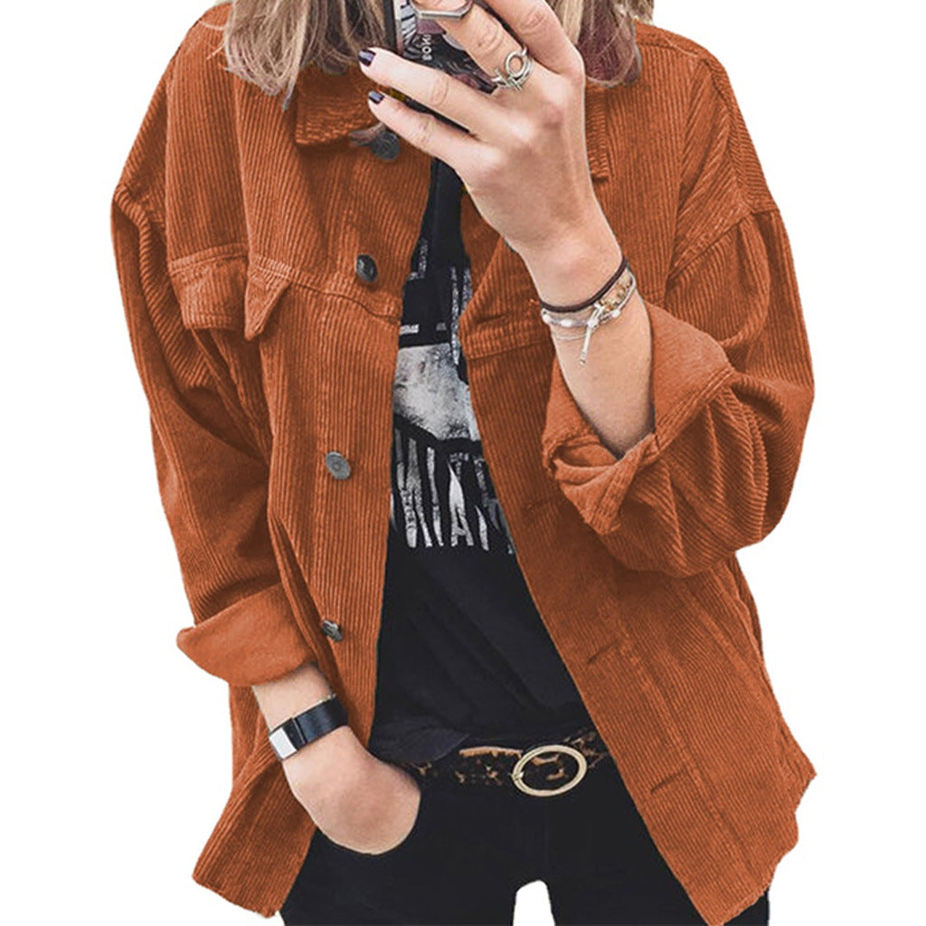 Damen modische Cordjacke mit praktischen aufgesetzten Taschen und lässigem Schnitt EB
