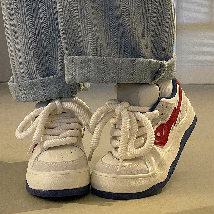 Damen Sportliche Sneakers mit rutschfester Sohle für urbanen Lifestyle EB