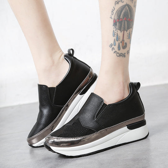 Damen sportliche Slip-On Sneakers mit glänzender Korksohle EB