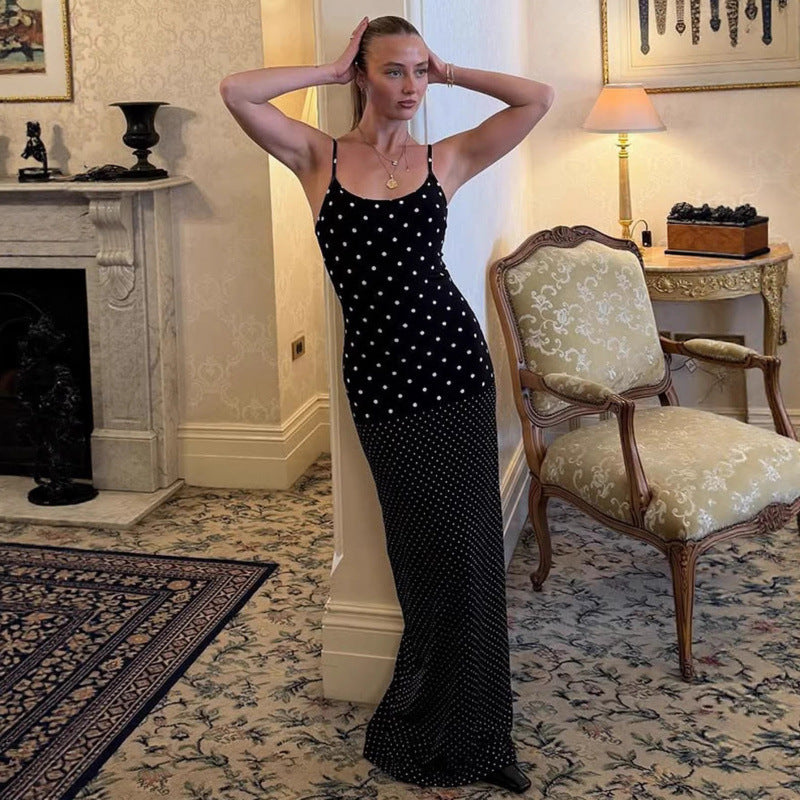 Damen Elegantes Polka-Dot Maxikleid mit verstellbaren Trägern und fließendem Schnitt EB