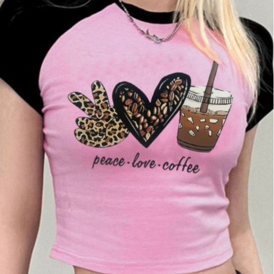Damen Crop-T-Shirt mit kreativem Kaffee-Motiv und lässiger Passform EB