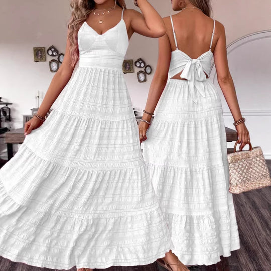Damen Maxikleid mit schwingendem Rock und zarten Spaghettiträgern EB