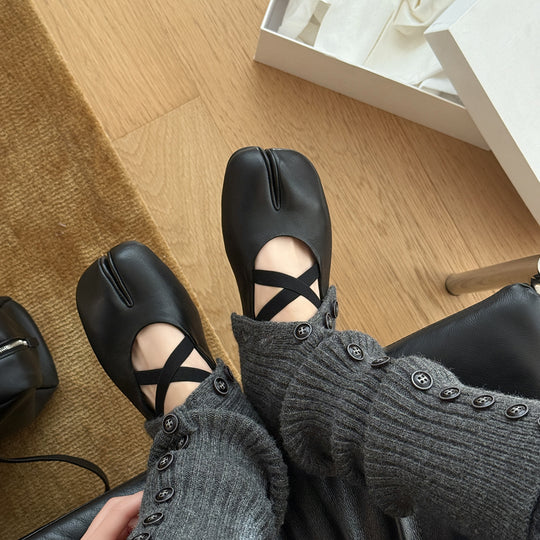 Damen Elegante Ballerinas mit modischem Riemchen und gepolstertem Fußbett EB