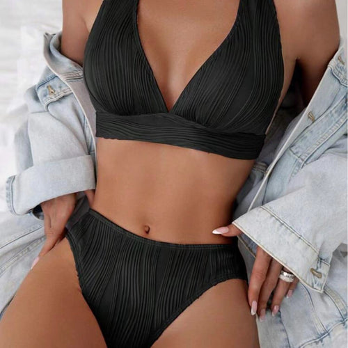 Damen Bikini-Set mit modernem Wickeldesign und geschmackvollen Rippendetails EB