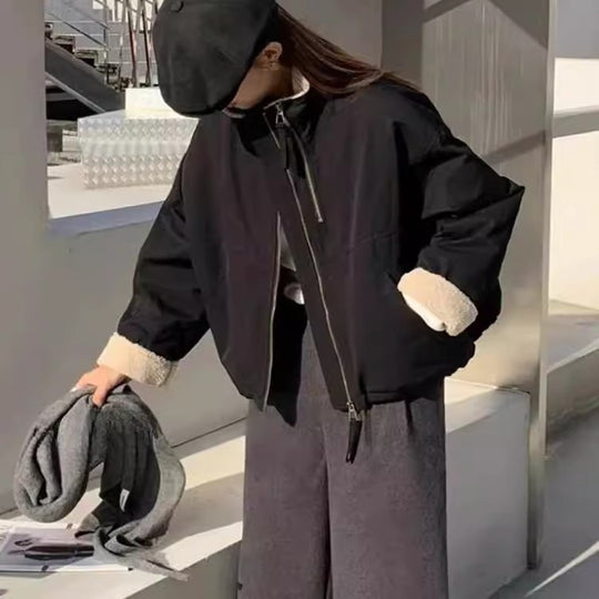 Damen Kurze Oversize Bomberjacke mit Teddyfutter an Bündchen und Stehkragen EB