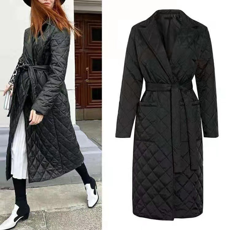 Damen Steppmantel mit eleganter Taillierung und praktischen Taschen EB