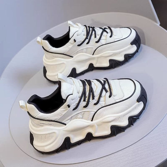 Damen Sportliche Chunky-Sneaker mit dämpfender Sohle und strapazierfähigem Obermaterial EB