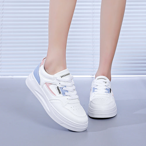Damen Sneakers mit hochgezogener Sohle und modischem Design EB