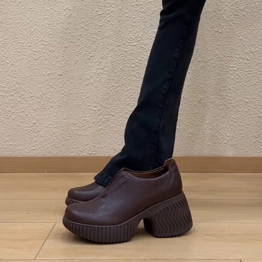 Damen Komfortable Plattform-Clogs mit rutschfester Sohle und ergonomischem Design EB