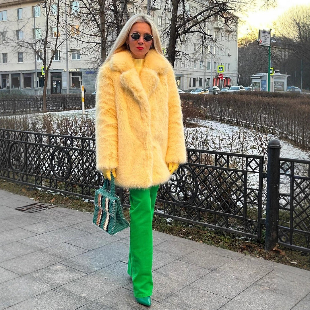 Damen Luxuriöse Kunstfelljacke mit voluminösen Ärmeln EB