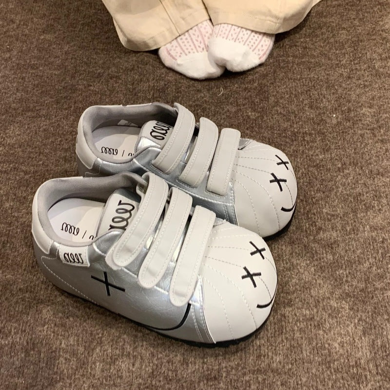 Damen Sneakers mit praktischem Klettverschluss und verspieltem Design EB
