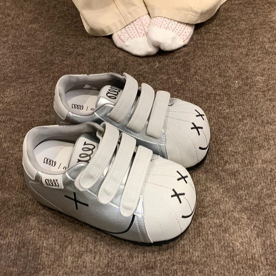 Damen Sneakers mit praktischem Klettverschluss und verspieltem Design EB