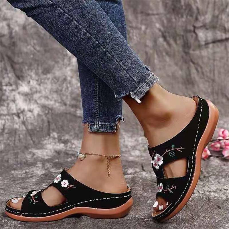 Damen Komfortable Riemchen-Pantoletten mit floralem Design EB