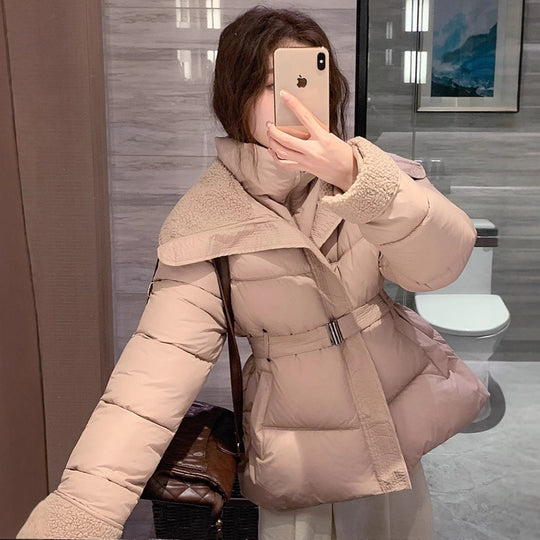 Damen Stylische und warme Pufferjacke mit hohem Kragen und praktischen Taschen EB